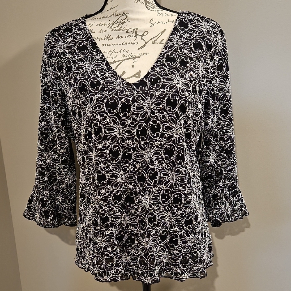 NWT Brittany Black V-Neck Patterned Blouse XL